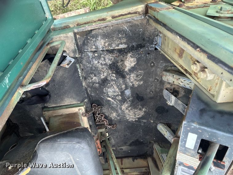 image for item EB2837 1979 International Harvester 530 wheel loader