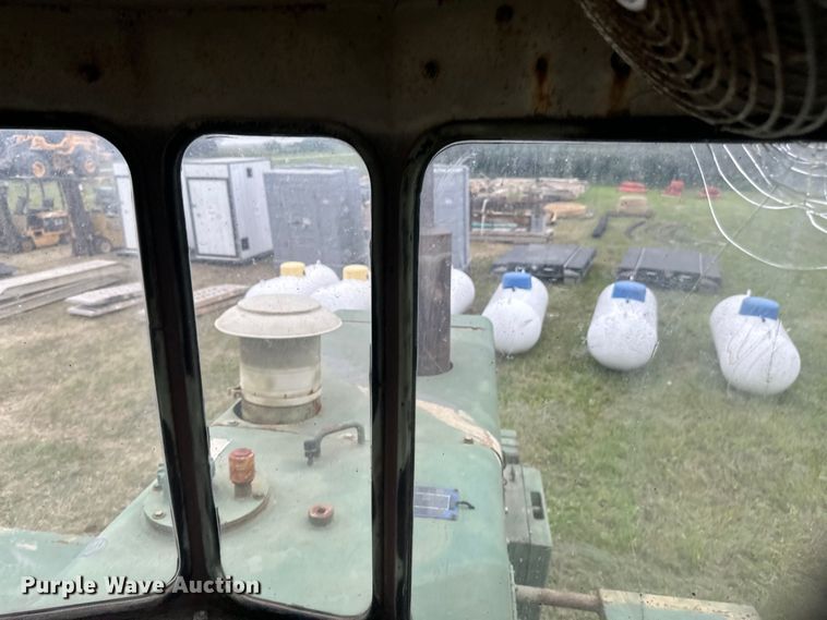 image for item EB2837 1979 International Harvester 530 wheel loader