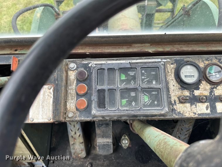 image for item EB2837 1979 International Harvester 530 wheel loader