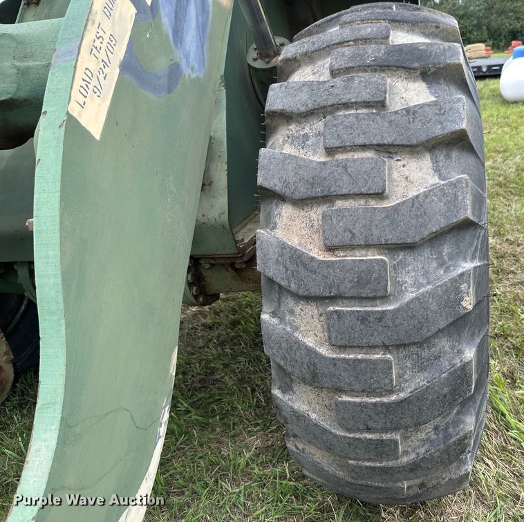 image for item EB2837 1979 International Harvester 530 wheel loader