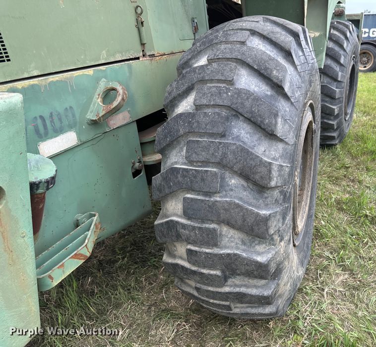 image for item EB2837 1979 International Harvester 530 wheel loader