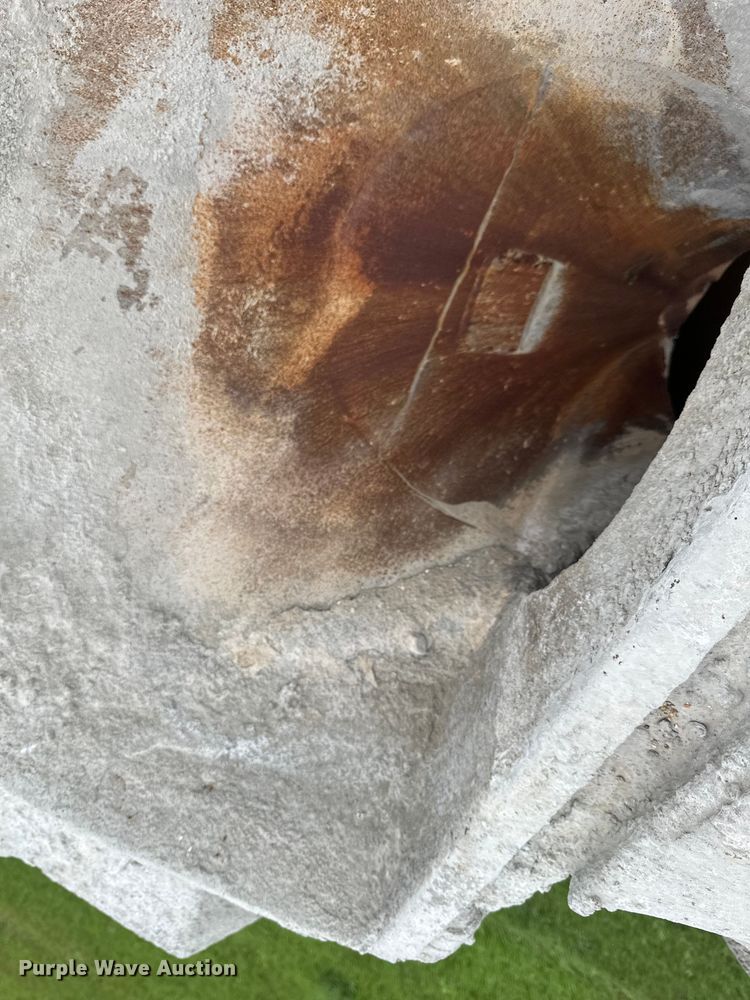 image for item EB2838 1992 International F5070 ready mix truck