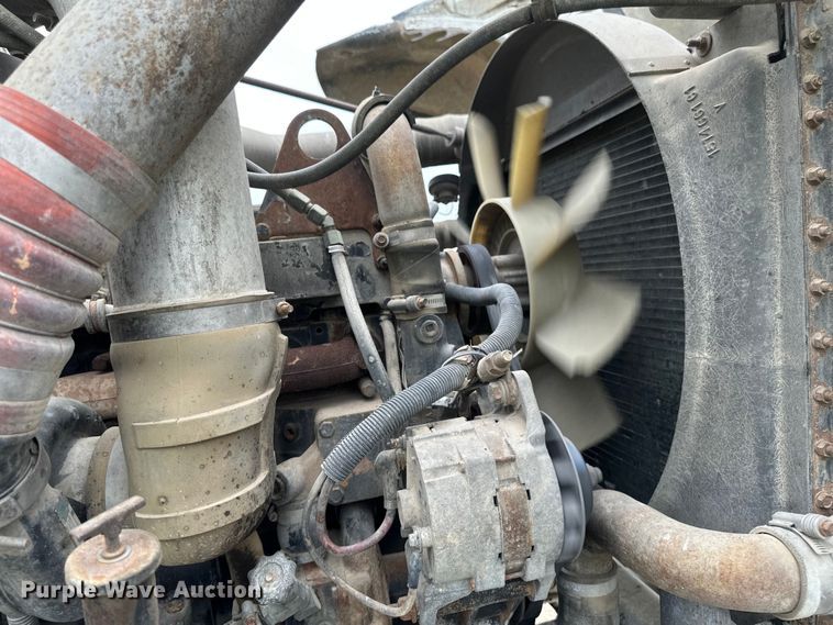 image for item EB2838 1992 International F5070 ready mix truck