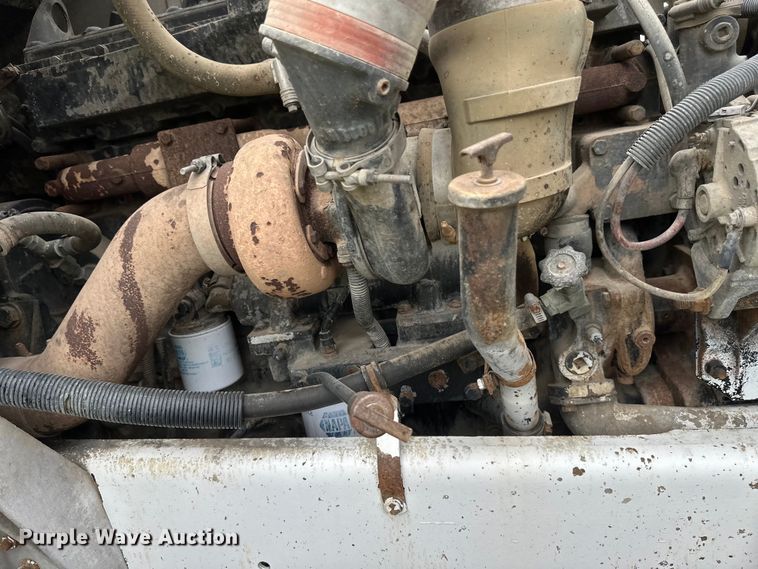 image for item EB2838 1992 International F5070 ready mix truck