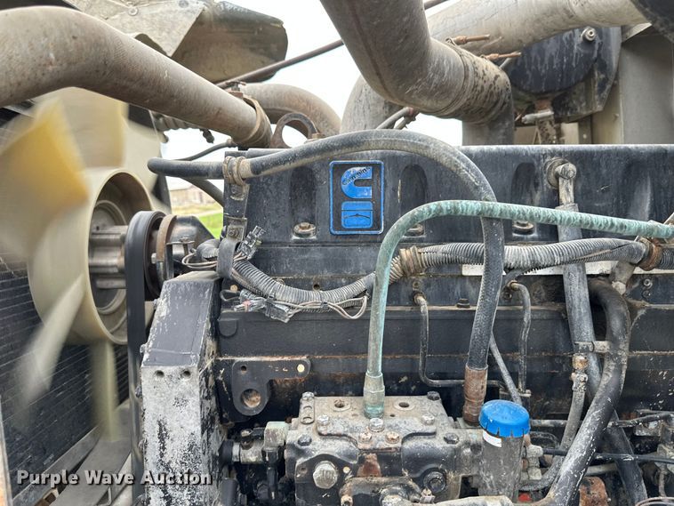 image for item EB2838 1992 International F5070 ready mix truck