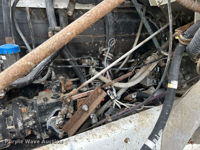 image for item EB2838 1992 International F5070 ready mix truck