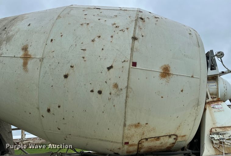 image for item EB2839 2002 Kenworth W900  ready mix truck