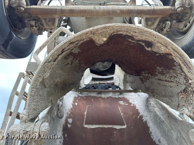 image for item EB2839 2002 Kenworth W900  ready mix truck