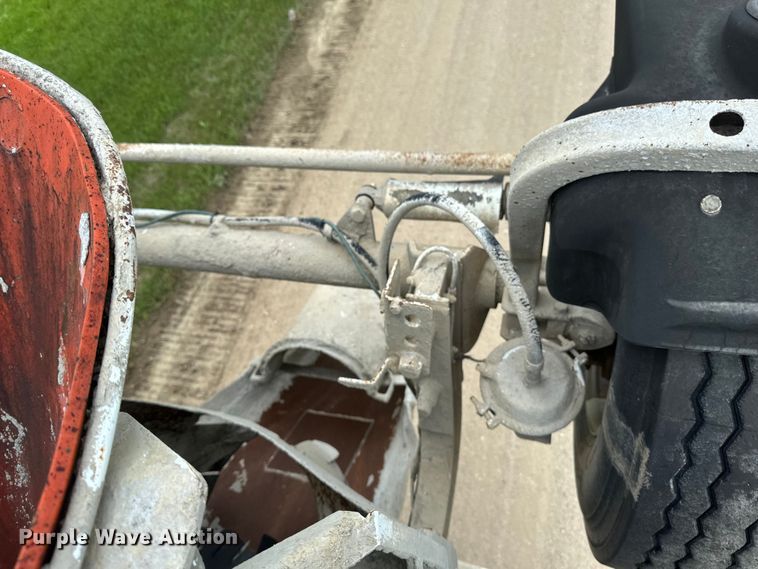 image for item EB2839 2002 Kenworth W900  ready mix truck