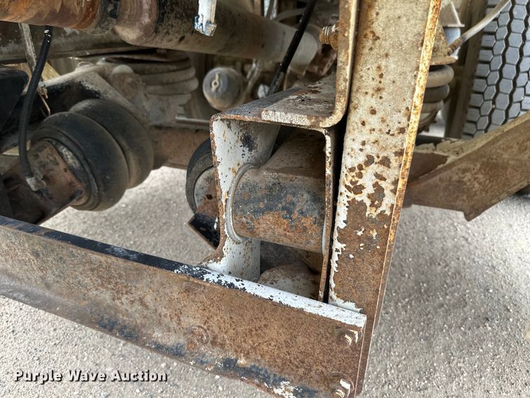 image for item EB2839 2002 Kenworth W900  ready mix truck