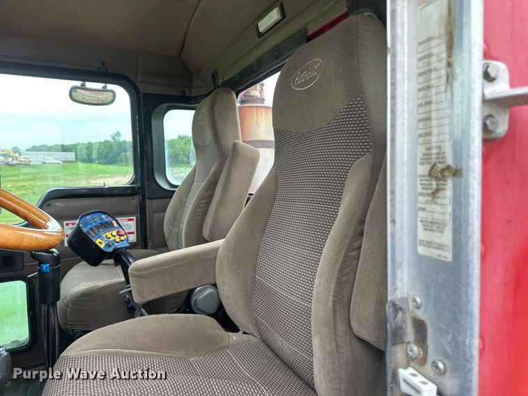 image for item EB2839 2002 Kenworth W900  ready mix truck