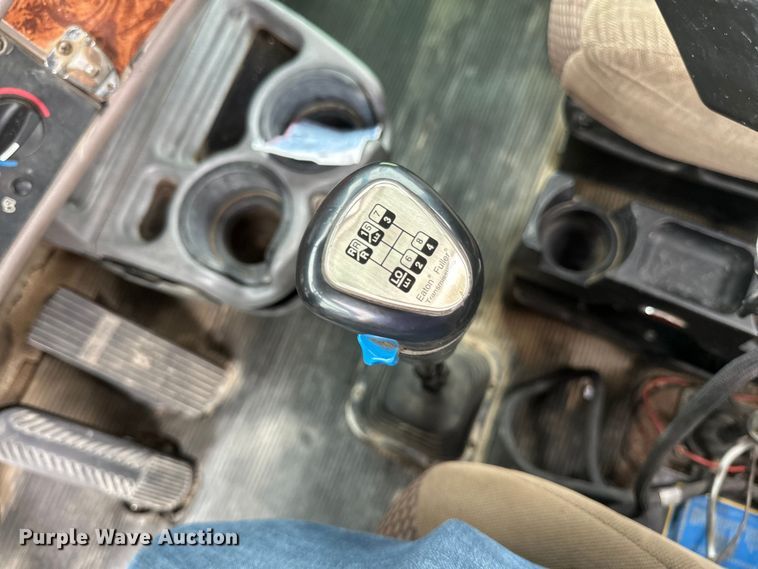 image for item EB2839 2002 Kenworth W900  ready mix truck