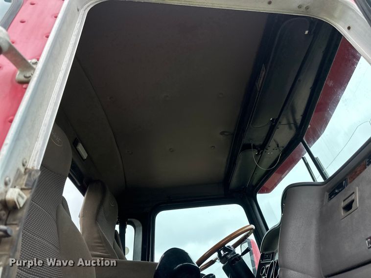 image for item EB2839 2002 Kenworth W900  ready mix truck