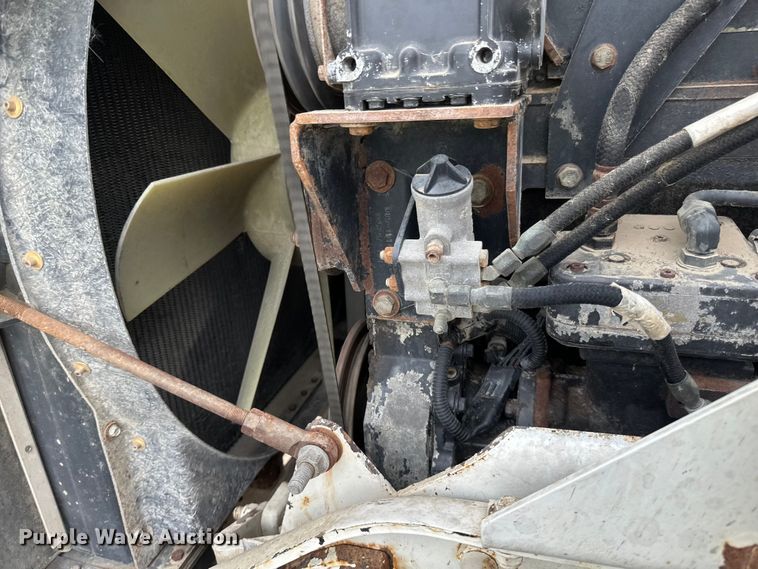 image for item EB2839 2002 Kenworth W900  ready mix truck