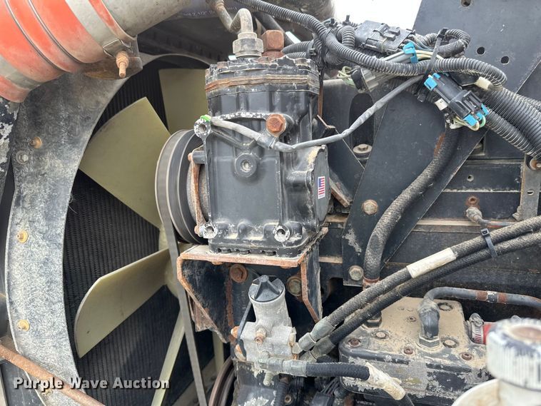 image for item EB2839 2002 Kenworth W900  ready mix truck