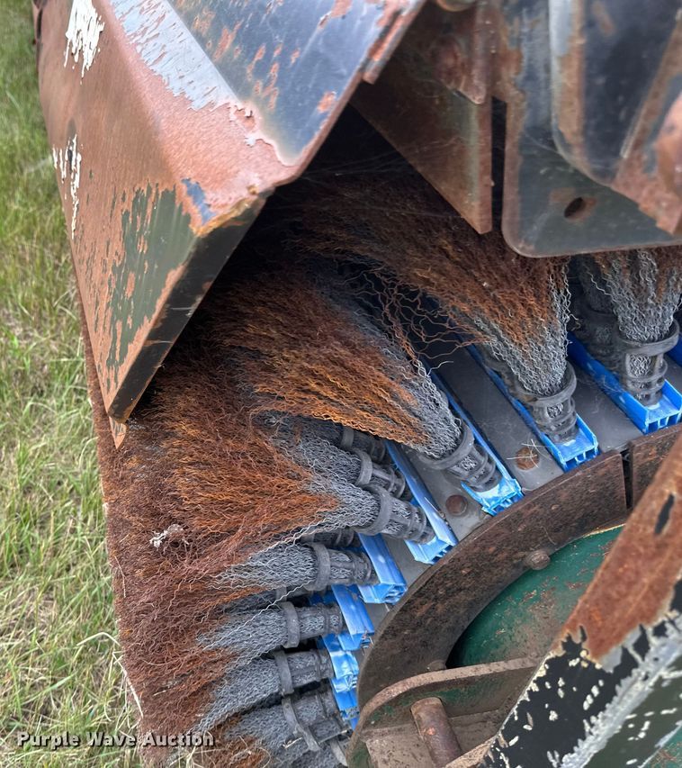 image for item EB2840 MB broom