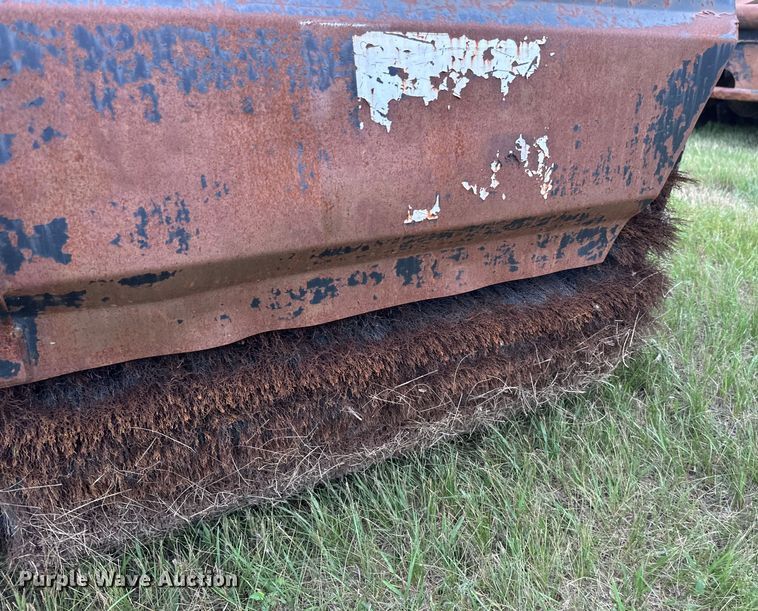 image for item EB2840 MB broom