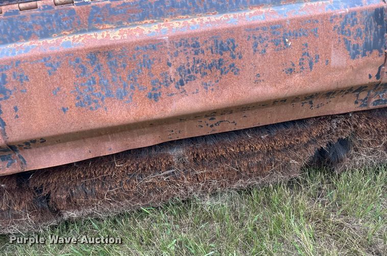 image for item EB2840 MB broom