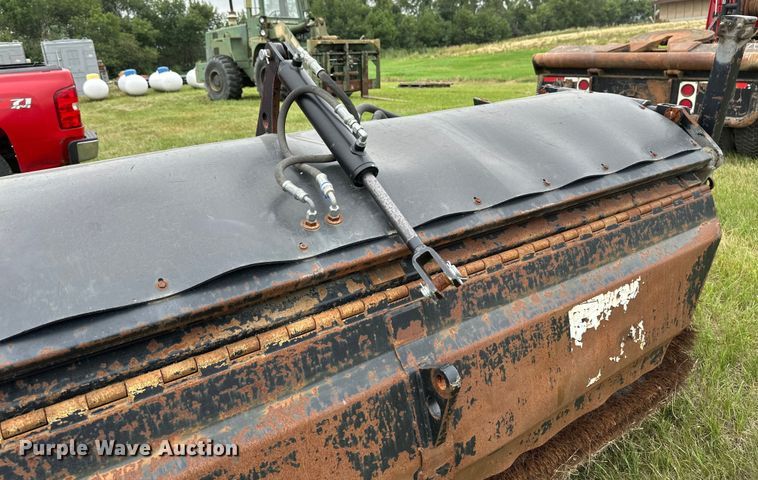 image for item EB2840 MB broom