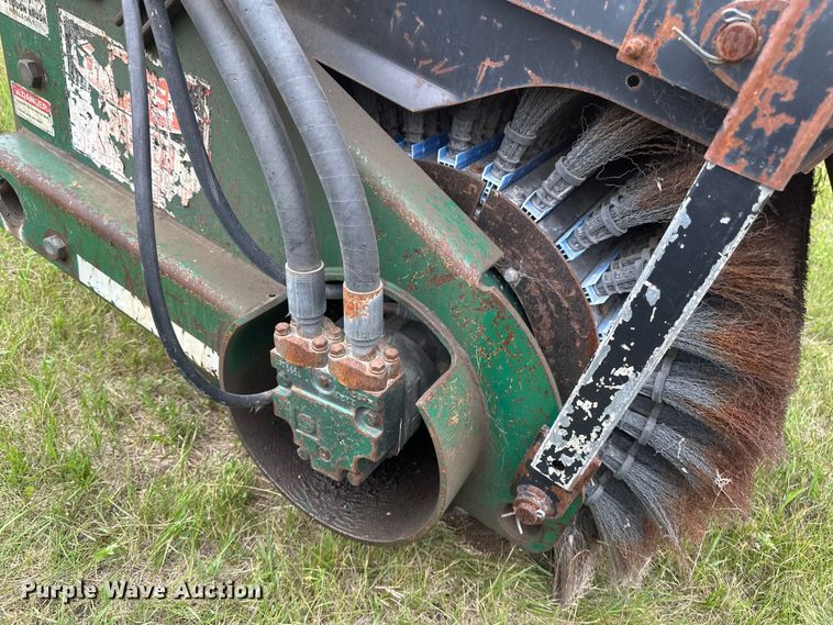 image for item EB2840 MB broom