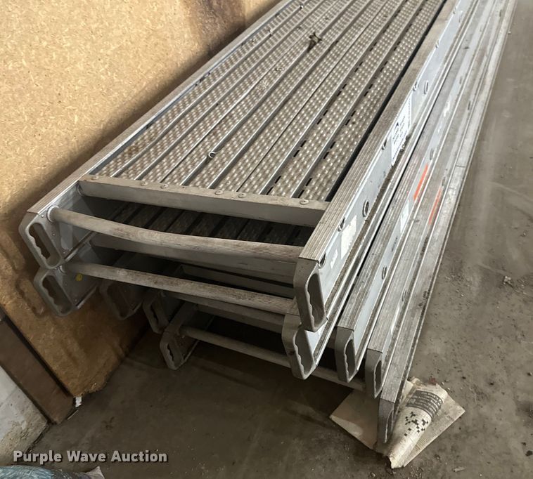 image for item EB2843 Green Bull (5) Green Bull scaffolding planks