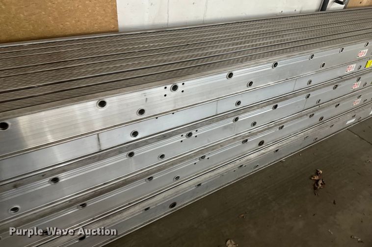 image for item EB2843 Green Bull (5) Green Bull scaffolding planks