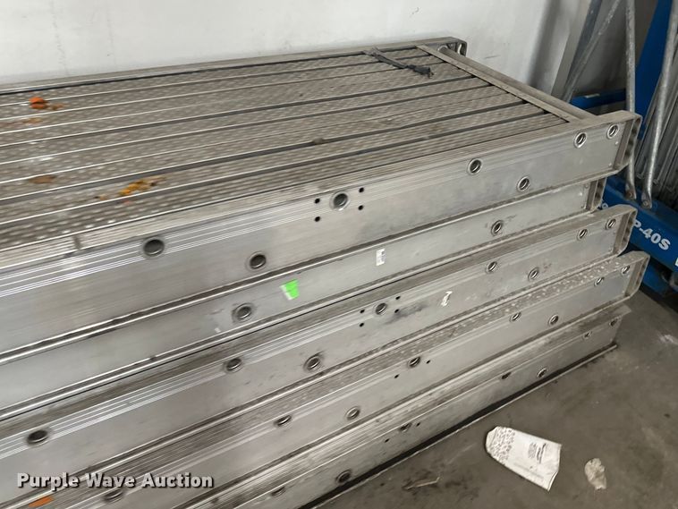 image for item EB2843 Green Bull (5) Green Bull scaffolding planks