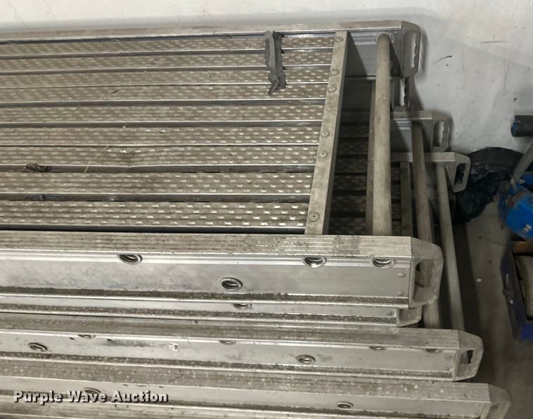 image for item EB2843 Green Bull (5) Green Bull scaffolding planks