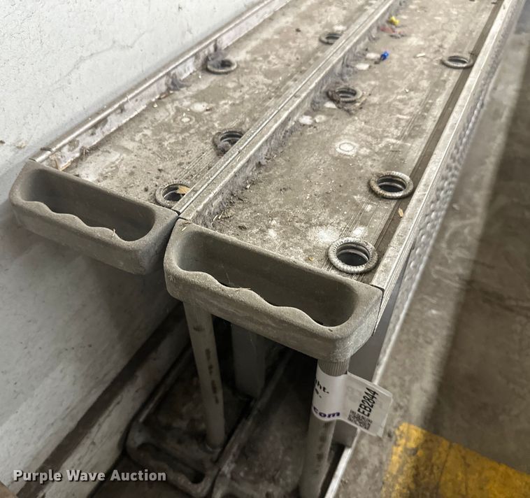 image for item EB2844 (2) Green Bull scaffolding planks