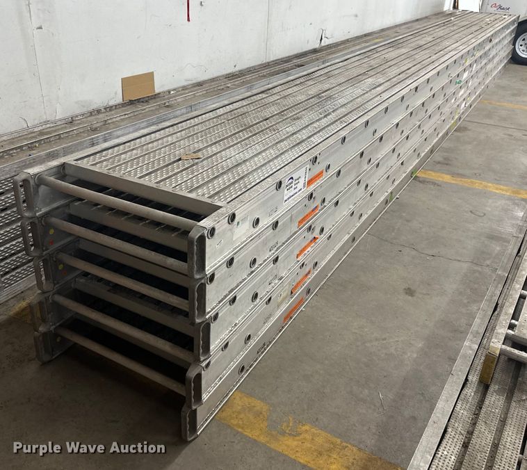 image for item EB2845 (5) Green Bull scaffolding planks