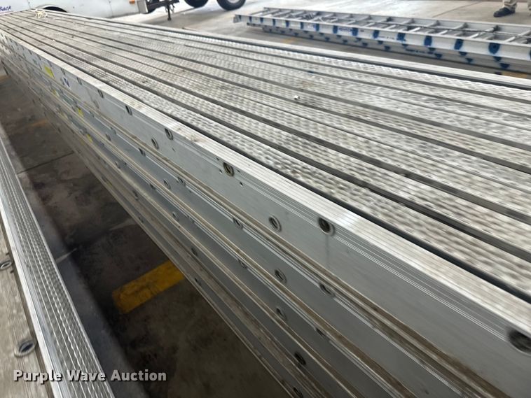 image for item EB2845 (5) Green Bull scaffolding planks