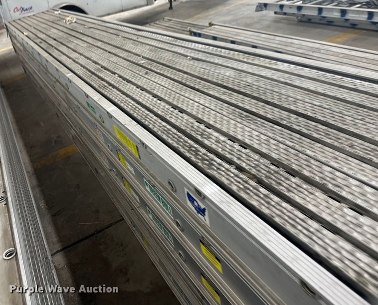 image for item EB2845 (5) Green Bull scaffolding planks