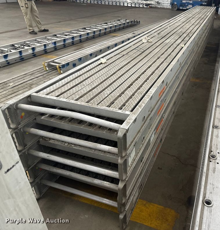 image for item EB2845 (5) Green Bull scaffolding planks