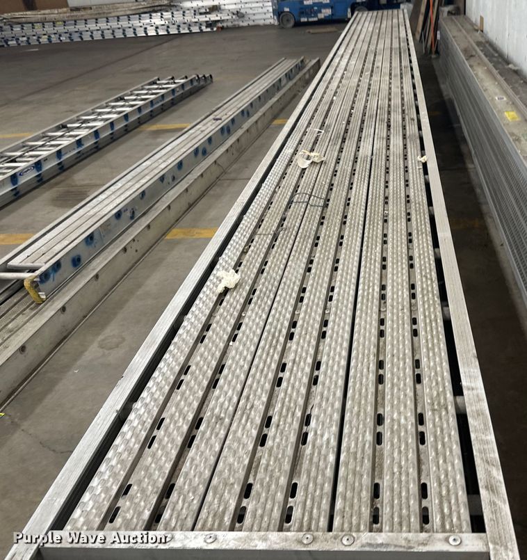 image for item EB2845 (5) Green Bull scaffolding planks