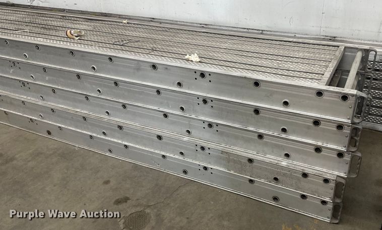 image for item EB2845 (5) Green Bull scaffolding planks