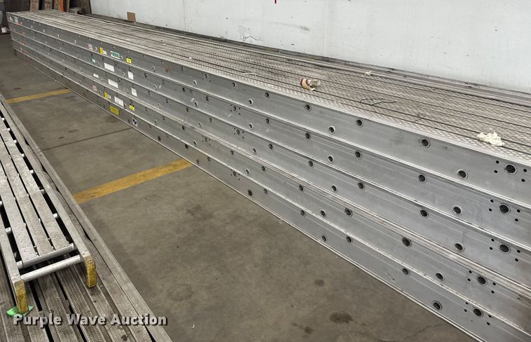 image for item EB2845 (5) Green Bull scaffolding planks