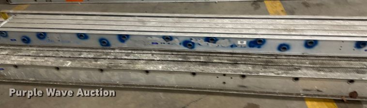 image for item EB2846 (2) scaffolding planks