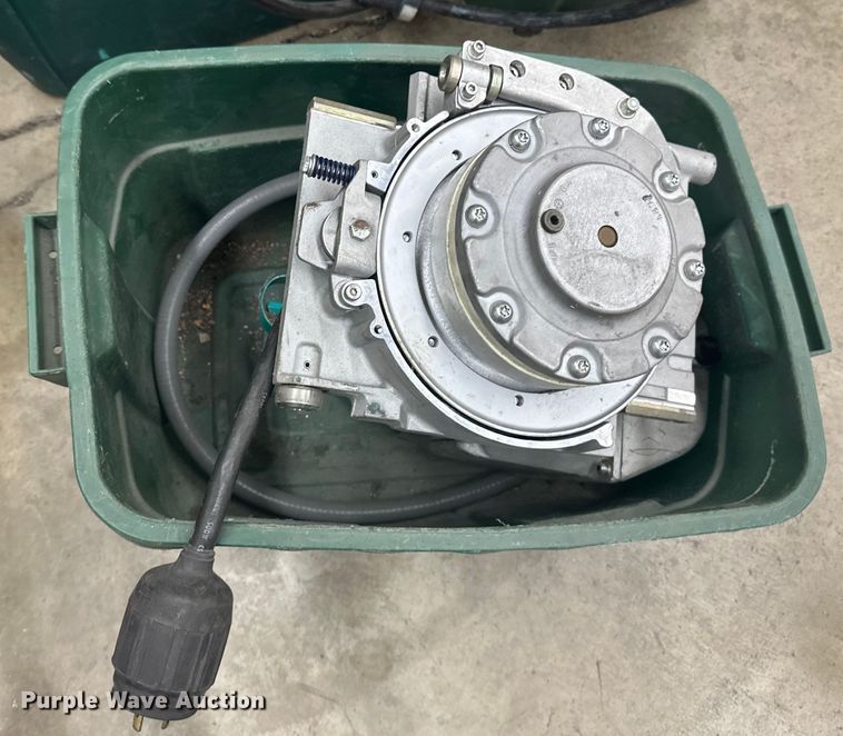 image for item EB2850 (5) Series 1500E scaffold climbers