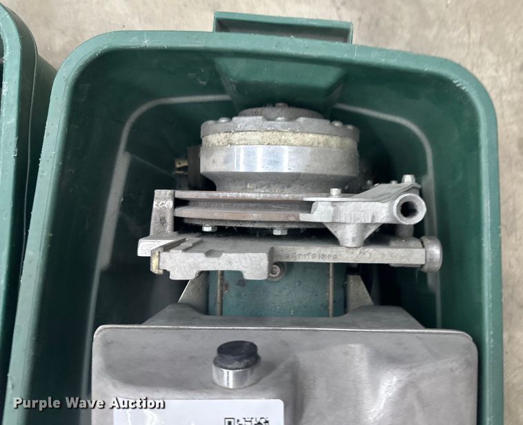 image for item EB2850 (5) Series 1500E scaffold climbers