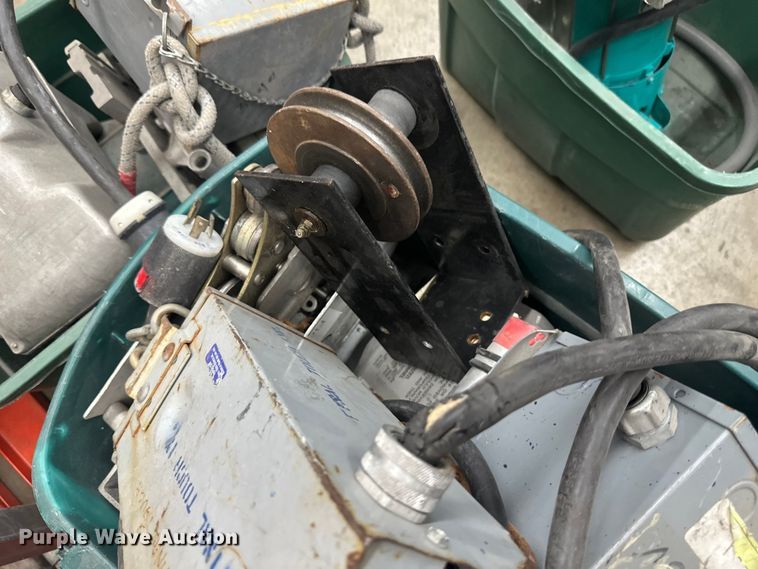 image for item EB2850 (5) Series 1500E scaffold climbers