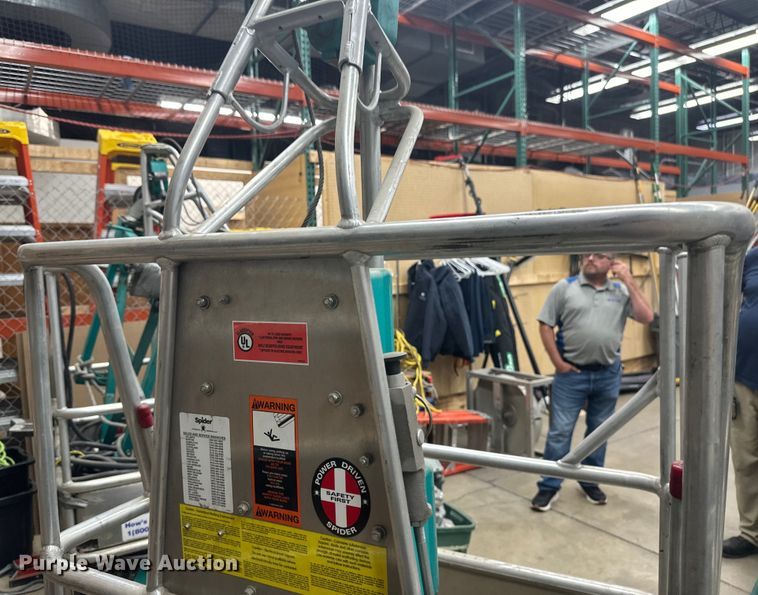 image for item EB2851 (2) Spider ST-180-5 platform system suspended scaffolding 