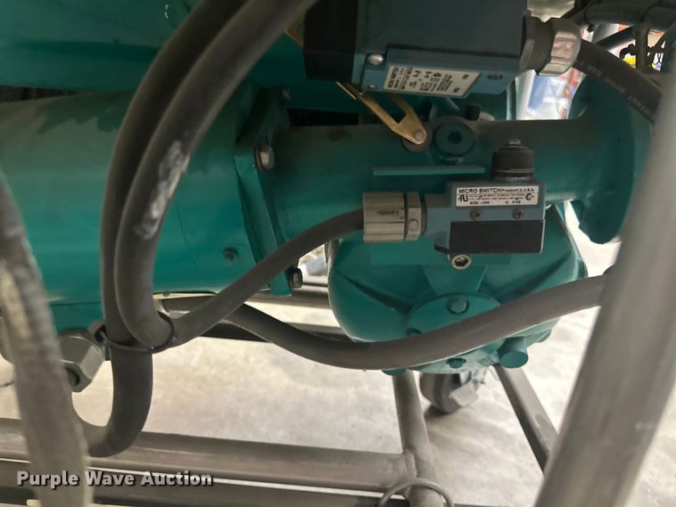 image for item EB2851 (2) Spider ST-180-5 platform system suspended scaffolding 