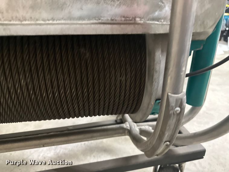 image for item EB2851 (2) Spider ST-180-5 platform system suspended scaffolding 