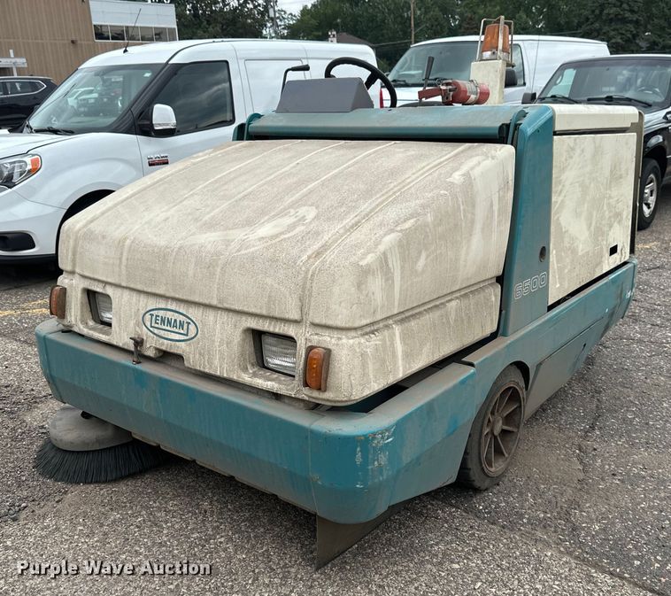 image for item EB2854 Tennant 6500 floor scrubber