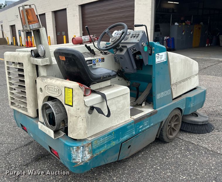image for item EB2854 Tennant 6500 floor scrubber