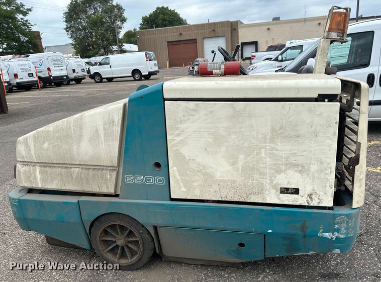 image for item EB2854 Tennant 6500 floor scrubber