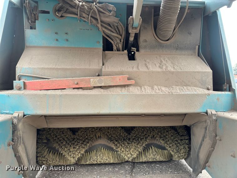 image for item EB2854 Tennant 6500 floor scrubber