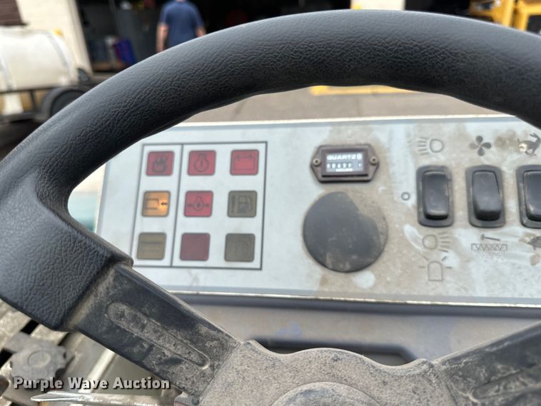 image for item EB2854 Tennant 6500 floor scrubber