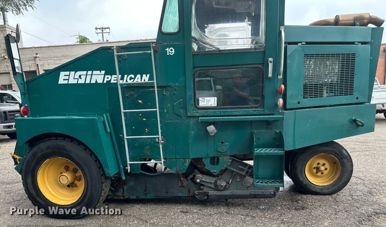 image for item EB2857 1996 Elgin Pelican series S sweeper