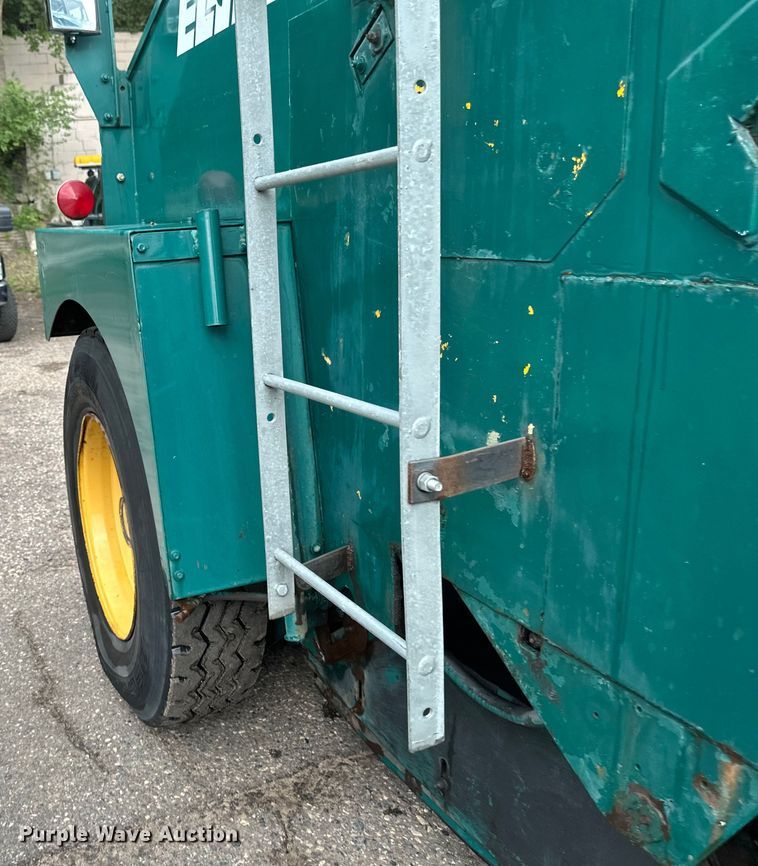 image for item EB2857 1996 Elgin Pelican series S sweeper